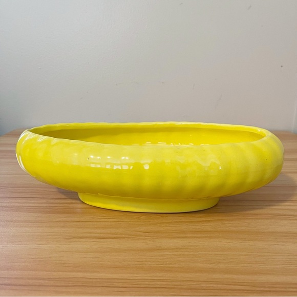 Vintage 50s | Frank Moreno | MCM Lemon Yellow Planter - Picture 4 of 14